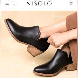 Brand new, never worn black Nisolo ankle bootie. Chic and contemporary.